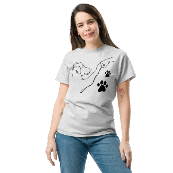 Camiseta Unisex Perro Dando Puño